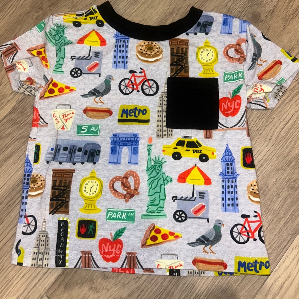 little sleepies new york theme park T-shirt 6-12 months